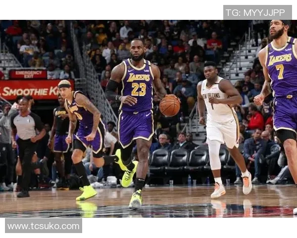 火箭队与鹈鹕队激战正酣2017年12月12日精彩回顾与赛况分析